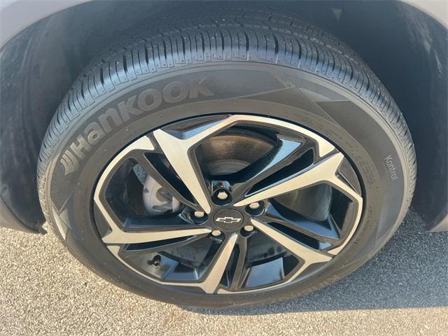 Photo of 2021 Summit White Chevrolet Trailblazer