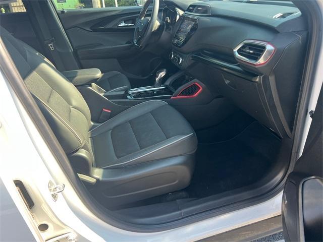 Photo of 2021 Summit White Chevrolet Trailblazer