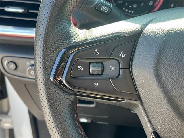 Photo of 2021 Summit White Chevrolet Trailblazer