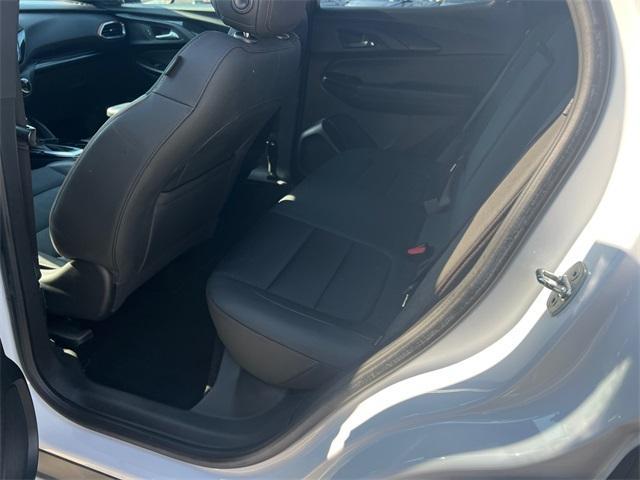 Photo of 2021 Summit White Chevrolet Trailblazer