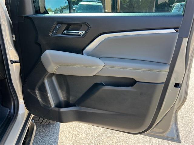 Photo of 2024 Sand Dune Metallic Chevrolet Colorado