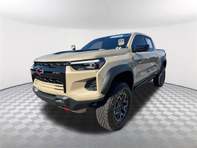 Photo of 2024 Sand Dune Metallic Chevrolet Colorado