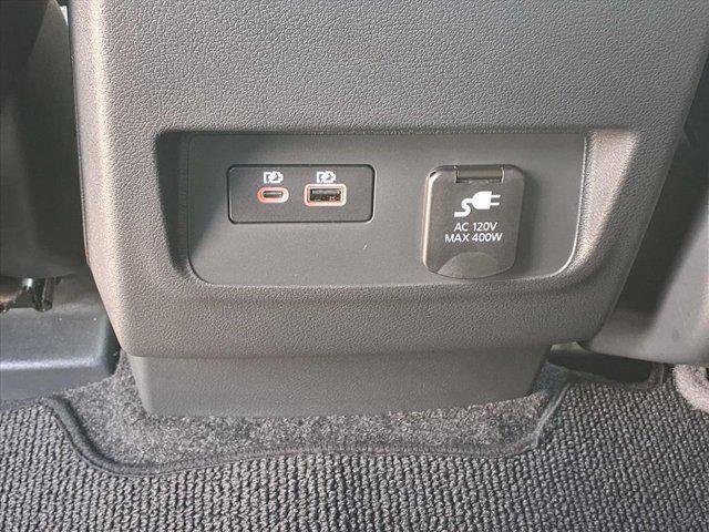Photo of 2025 Afterburn Orange Nissan Frontier