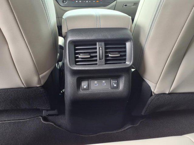 Photo of 2025 Super Black Nissan Murano