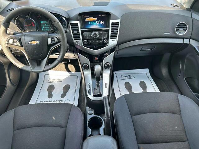 Photo of 2015 Tungsten Metallic Chevrolet Cruze