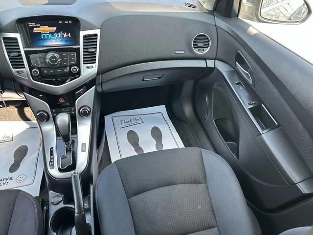 Photo of 2015 Tungsten Metallic Chevrolet Cruze