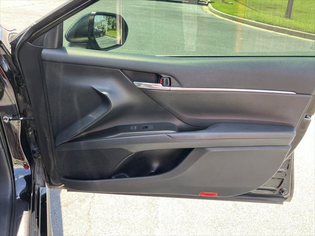 Photo of 2023 Black (Midnight Black Metallic) Toyota Camry