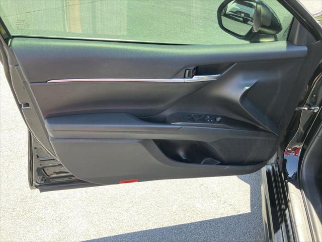 Photo of 2023 Black (Midnight Black Metallic) Toyota Camry