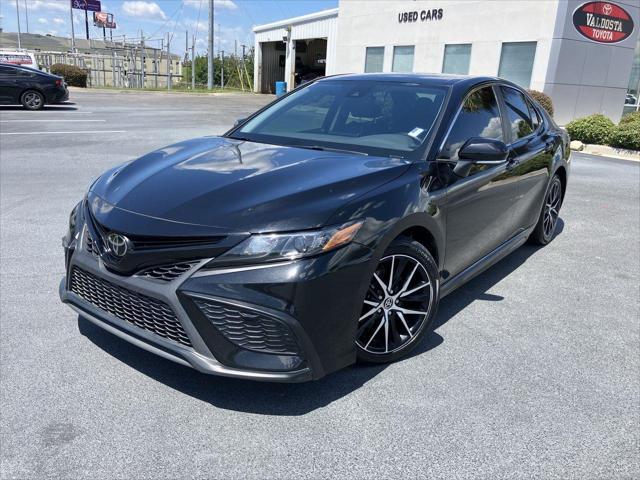Photo of 2023 Black (Midnight Black Metallic) Toyota Camry