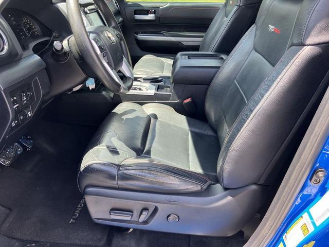 Photo of 2019 Blue (Voodoo Blue) Toyota Tundra