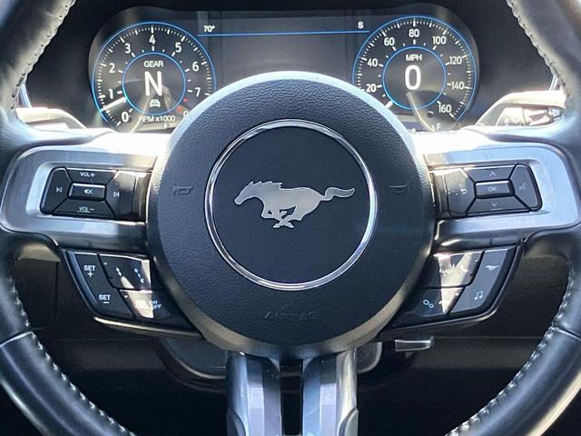 Photo of 2022 Silver (Iconic Silver Metallic) Ford Mustang