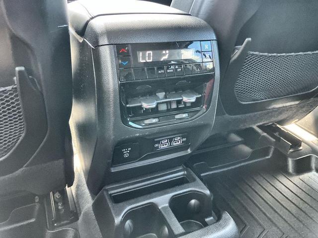 Photo of 2023 Gray (Baltic Gray Metallic Clearcoat) Jeep Grand Cherokee L