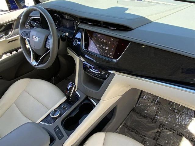 Photo of 2023 Opulent Blue Metallic Cadillac XT6