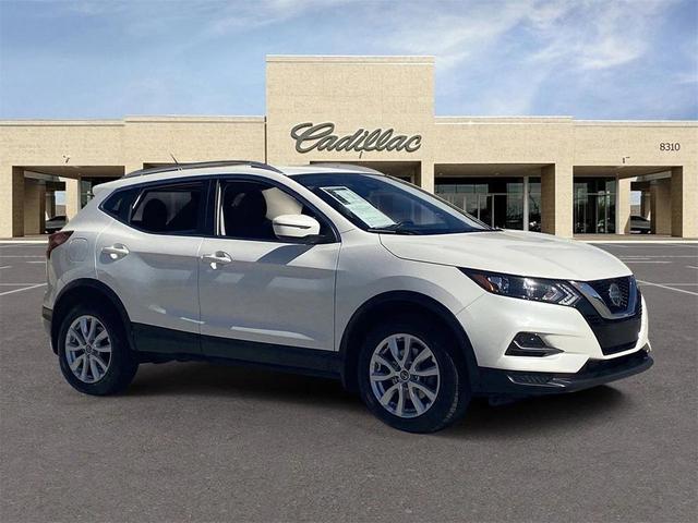 Photo of 2020 Pearl White Tricoat Nissan Rogue Sport