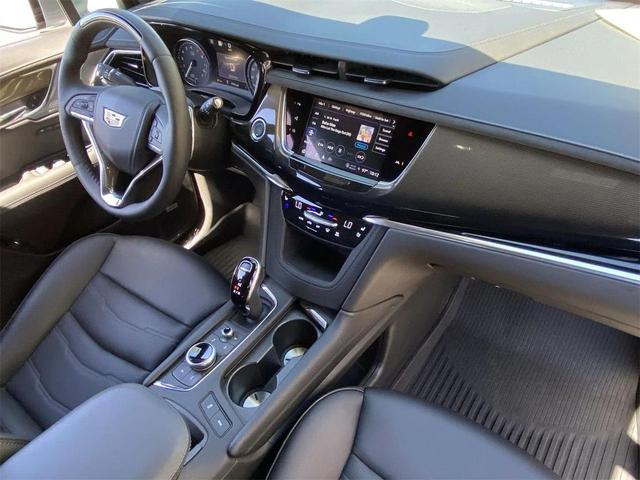 Photo of 2025 Argent Silver Metallic Cadillac XT6