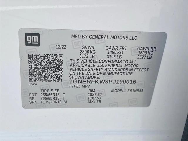 Photo of 2023 Summit White Chevrolet Traverse