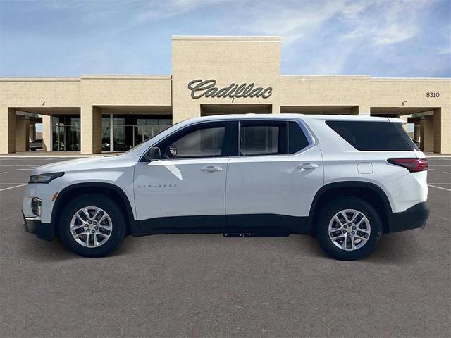 Photo of 2023 Summit White Chevrolet Traverse