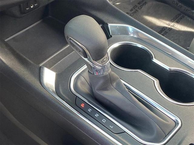 Photo of 2023 Summit White Chevrolet Traverse