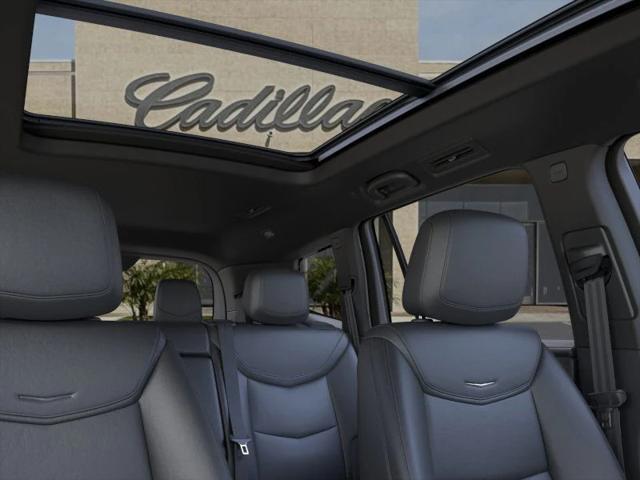 Photo of 2025 Crystal White Tricoat Cadillac XT6