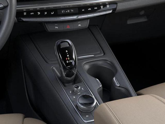 Photo of 2025 Crystal White Tricoat Cadillac XT4