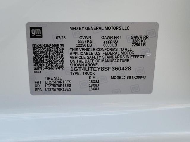 Photo of 2025 Summit White GMC Sierra 3500