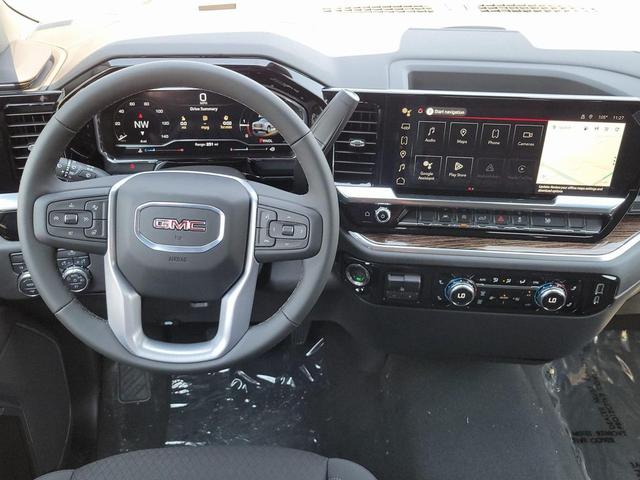 Photo of 2025 Summit White GMC Sierra 1500
