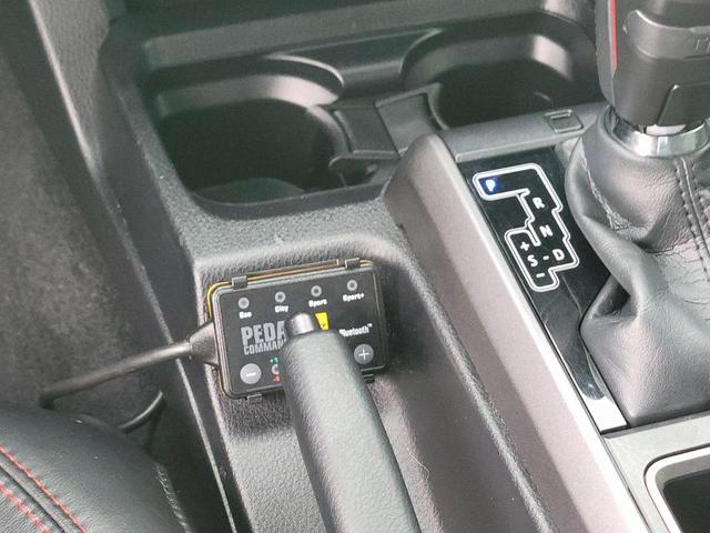 Photo of 2021 Gray Toyota Tacoma