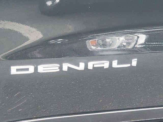 Photo of 2024 Onyx Black GMC Sierra 1500