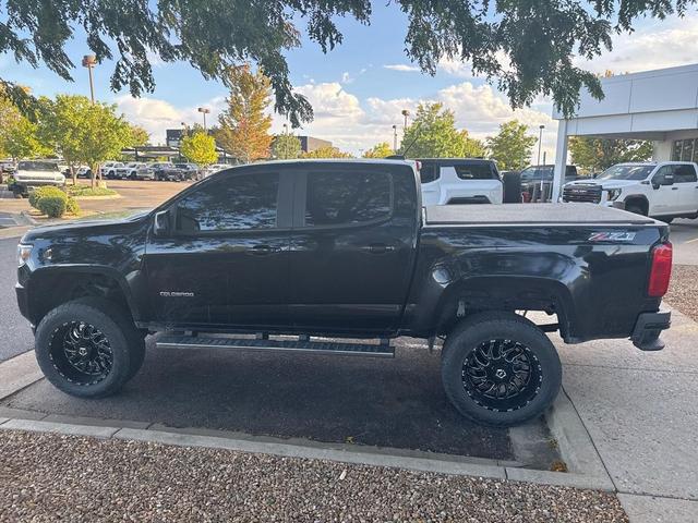 Photo of 2016 Black Chevrolet Colorado