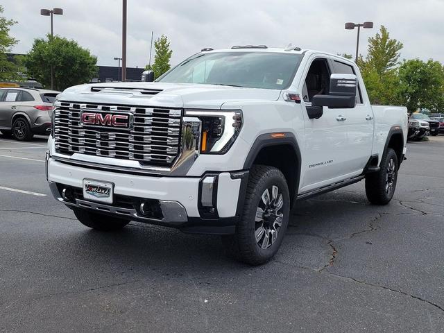 Photo of 2025 Summit White GMC Sierra 2500