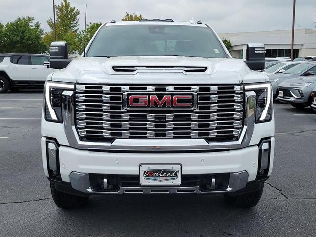 Photo of 2025 Summit White GMC Sierra 2500