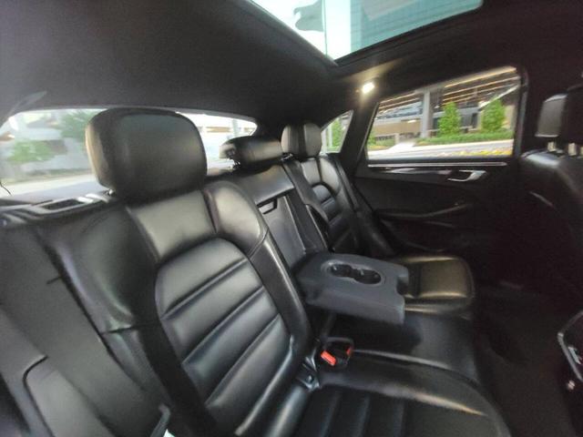 Photo of 2023 Gray Porsche Macan