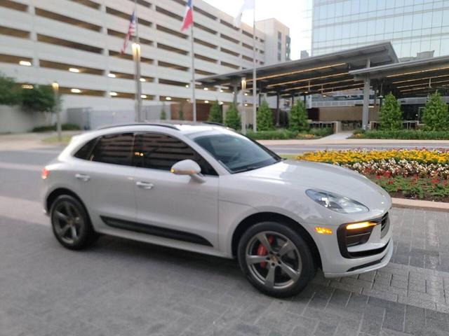 Photo of 2023 Gray Porsche Macan
