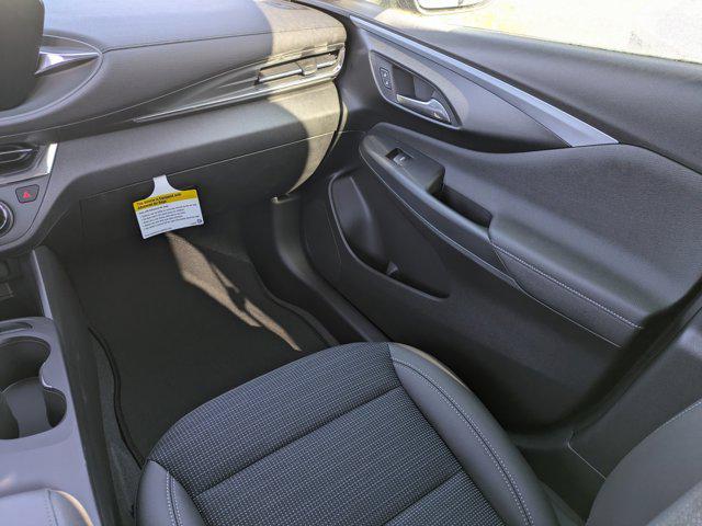 Photo of 2025 Ocean Blue Metallic Buick Envista