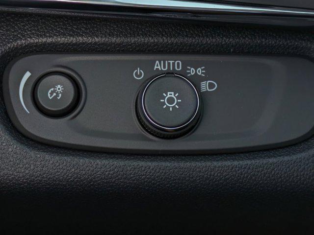 Photo of 2025 Ocean Blue Metallic Buick Envista