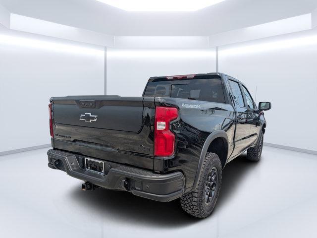 Photo of 2024 Black Chevrolet Silverado 1500