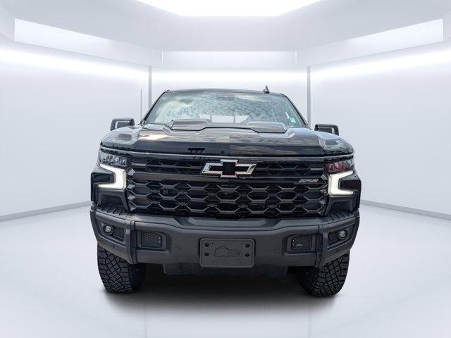 Photo of 2024 Black Chevrolet Silverado 1500