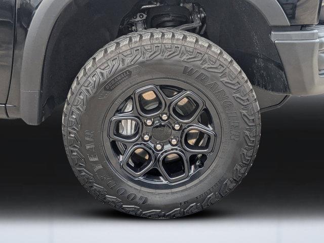 Photo of 2024 Black Chevrolet Silverado 1500