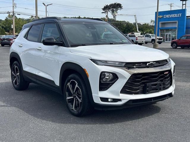 Photo of 2021 Summit White Chevrolet Trailblazer
