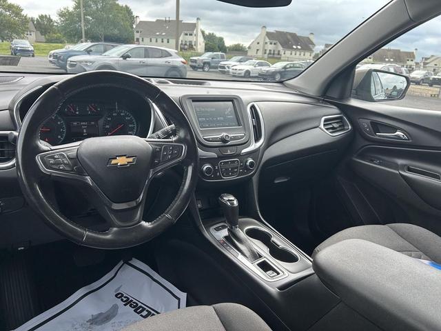 Photo of 2018 Pepperdust Metallic Chevrolet Equinox