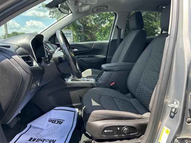 Photo of 2018 Pepperdust Metallic Chevrolet Equinox