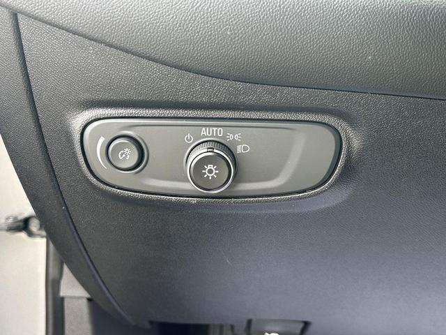Photo of 2018 Pepperdust Metallic Chevrolet Equinox