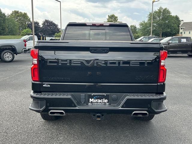 Photo of 2023 Black Chevrolet Silverado 1500