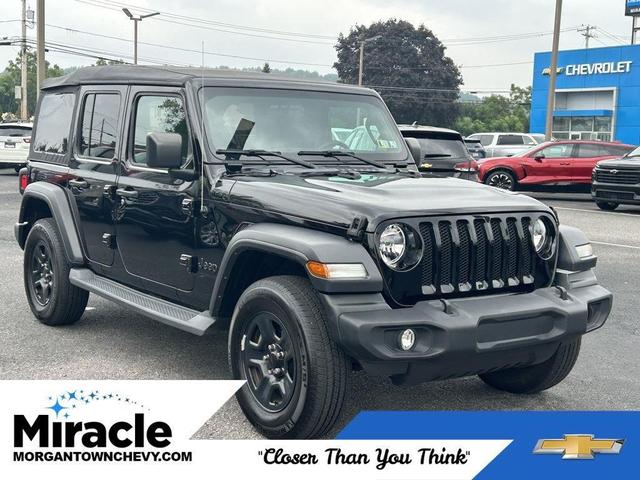 Photo of 2023 Black Clearcoat Jeep Wrangler