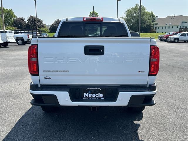 Photo of 2022 Summit White Chevrolet Colorado