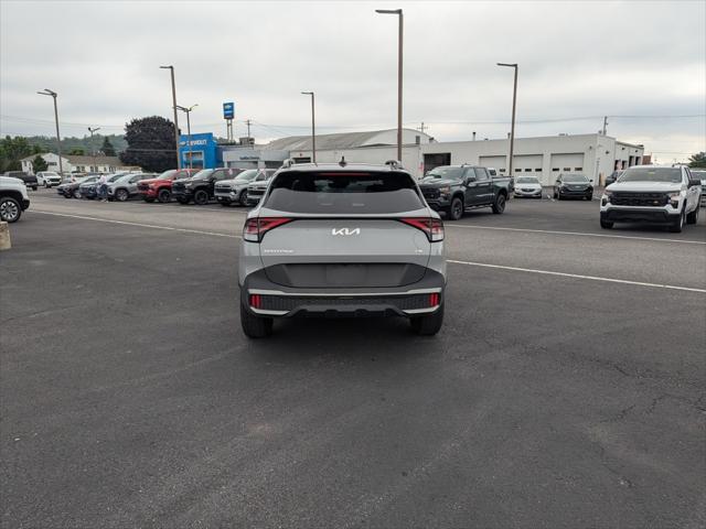 Photo of 2023 Wolf Gray/Ebony Black Roof Kia Sportage