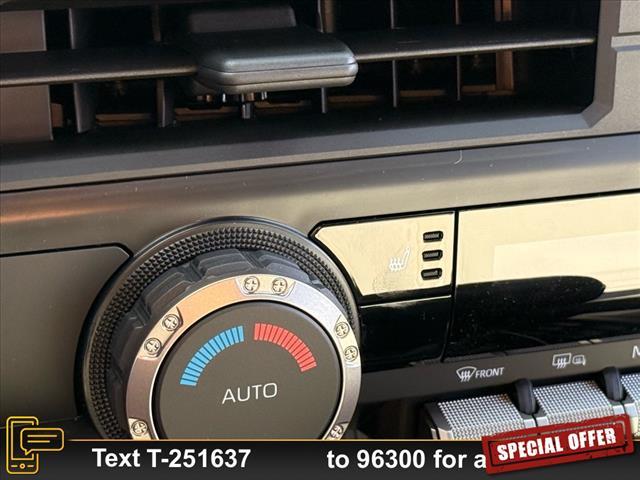 Photo of 2025 01l7 Toyota Tacoma