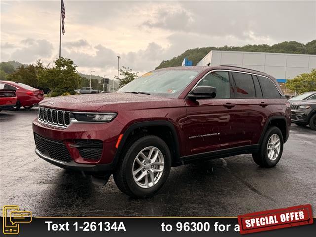 Photo of 2024 Velvet Red Pearlcoat Jeep Grand Cherokee