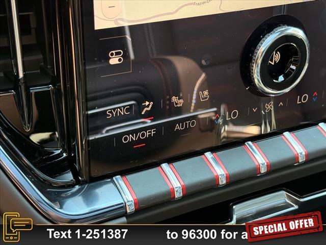 Photo of 2025 Onyx Black GMC Yukon XL