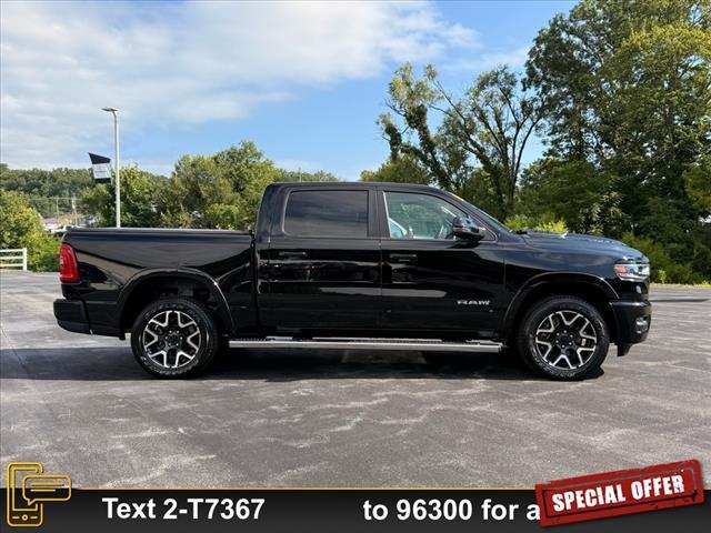 Photo of 2025 Diamond Black Crystal Pearlcoat RAM 1500
